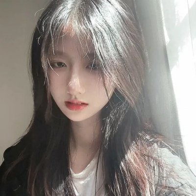 天才：黑色石榴石